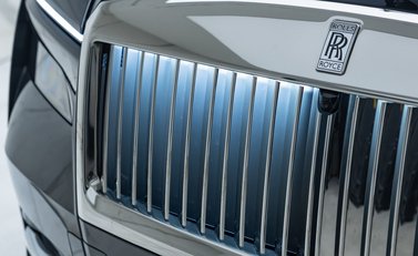 Rolls-Royce Spectre 33