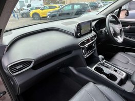 Hyundai SANTA FE 2.2 Santa Fe Premium SE CRDi Auto 4WD 5dr 17