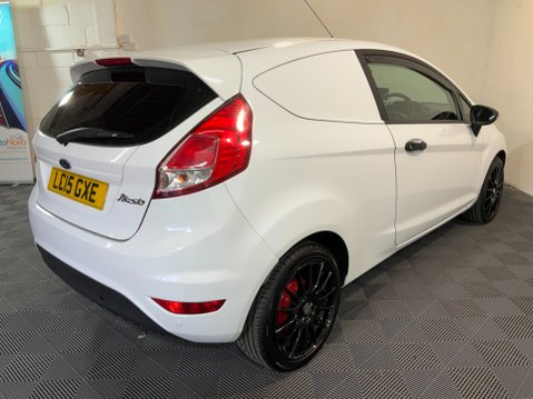 Ford Fiesta BASE TDCI 6