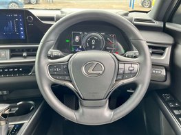 Lexus Ux 2.0 UX 250H F Sport Design 4x2 CVT 5dr 20