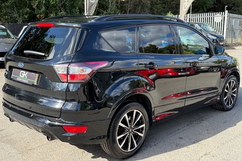 Ford Kuga ST-LINE TDCI - FULL SERVICE HISTORY WITH 9 STAMPS! - NEW MOT 6