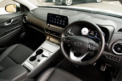 Hyundai KONA ULTIMATE 4