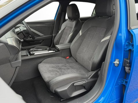 Vauxhall Astra 115kW Ultimate 54kWh 5dr Auto 20