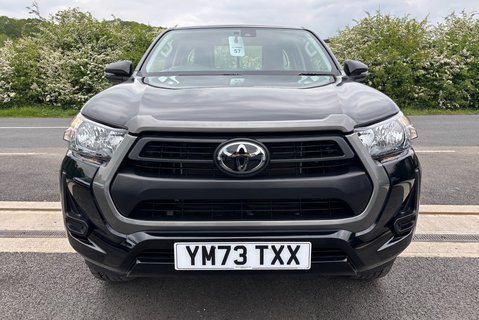Toyota Hilux Active ECB 4WD D-4D Pickup 9