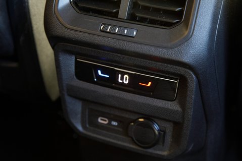 Volkswagen Tiguan Allspace LIFE TSI DSG 39