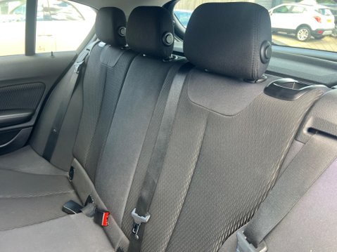 BMW 1 Series 1.6 116i SE Auto Euro 5 (s/s) 5dr 27