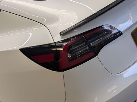 Tesla Model 3 Model 3 Performance AWD 4WD 4dr 41