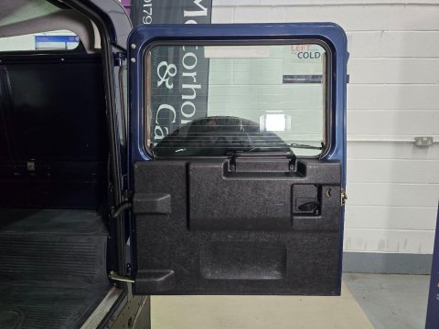 Land Rover Defender 2.5 TD5 County Hard Top SUV SWB 3dr 13