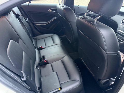 Mercedes-Benz A Class 1.5 A180d SE (Executive) Euro 6 (s/s) 5dr 36