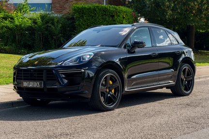 Porsche Macan Turbo PDK 1