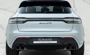 Porsche Macan GTS 5