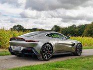 Aston Martin Vantage 4.0 Vantage V8 Auto 3dr 5