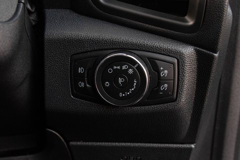 Ford Ecosport ST-LINE 15
