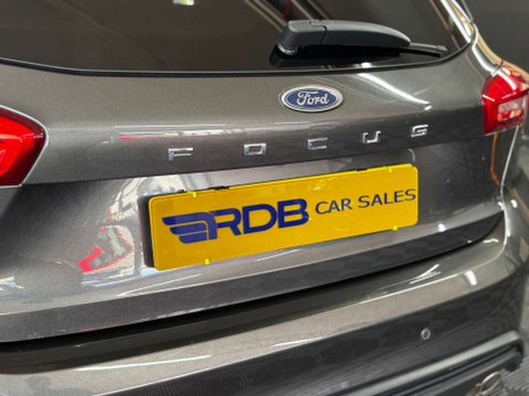 Ford Focus 1.5 Focus ST-Line X 5dr 21
