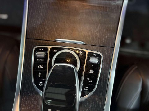 Mercedes-Benz G Class 4.0 G63 V8 BiTurbo AMG SUV 5dr Petrol SpdS+9GT 4MATIC Euro 6 (s/s) (585 ps) 15