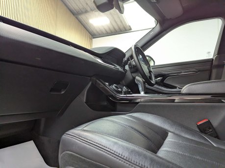 Land Rover Range Rover Evoque 2.0 Range Rover Evoque R-Dynamic S Auto 4WD 5dr 36