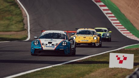 Octane Finance maintains early season success at Brands Hatch