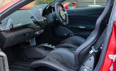Ferrari 488 GTB 14