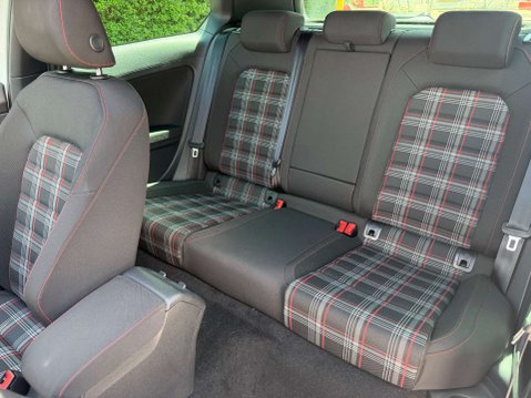 Volkswagen Golf 2.0 Golf GTi TSi Semi-Auto 3dr 28