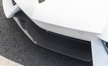 Lamborghini Aventador LP700-4 Roadster 25