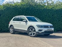 Volkswagen Tiguan 2.0 TSI SEL SUV 5dr Petrol DSG 4Motion Euro 6 (s/s) (180 ps) 32