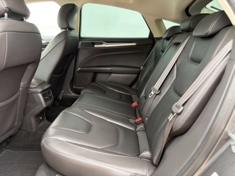 Ford Mondeo 2.0 Mondeo Titanium TDCi 5dr 61