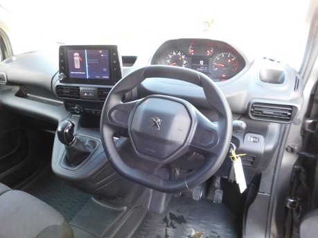 Peugeot Partner 1.5 BLUEHDI PROFESSIONAL L1 10