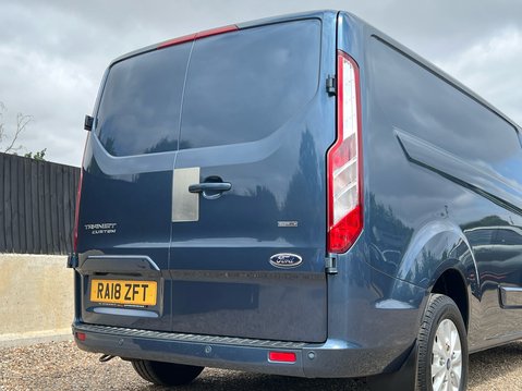 Ford Transit Custom 300 LIMITED P/V L2 H1 18