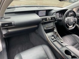 Lexus Is 2.5 IS 300h Advance CVT 4dr 27