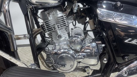 Keeway Superlight 125 2014 LTD CARBED ONLY 1K 125CC LEARNER CRUISER BIKE WITH EXTRAS 50