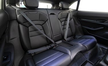 Porsche Taycan 4 Cross Turismo 13