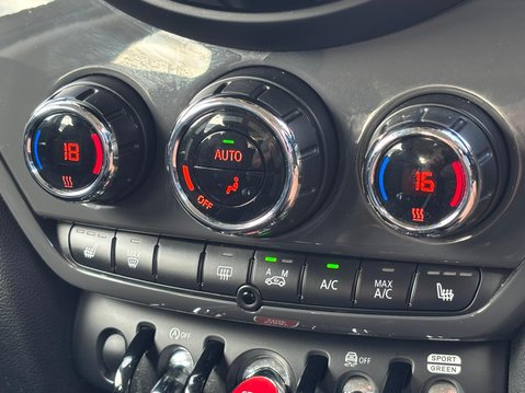 Mini Countryman COOPER 23