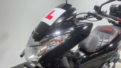 Honda PCX WW 2013 29K NEW MOT 125CC LEARNER SCOOTER SERVICED WARRANTY 7
