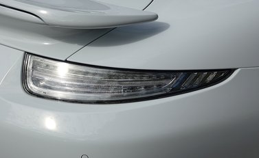 Porsche 911 (991) Turbo S 16