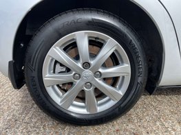 Toyota Yaris 1.5 Yaris T4 Hybrid CVT 5dr 16