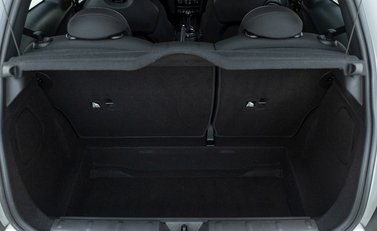 Mini Hatch John Cooper Works Challenge 35