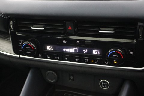 Nissan Qashqai 5dr 1.3 DIG-T MHEV Tekna Petrol Hybrid 14