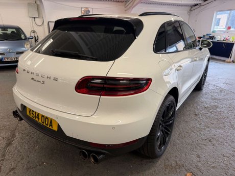 Porsche Macan 3.0 TD V6 S SUV 5dr Diesel PDK 4WD Euro 6 (s/s) (258 ps) 5