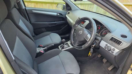 Vauxhall Astra CLUB 1.6 16V TWINPORT 12