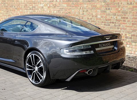 Aston Martin DBS 9