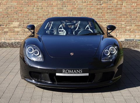 Porsche Carrera GT 17