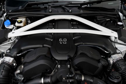 Aston Martin Vanquish Zagato Volante 39