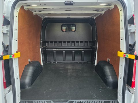 Ford Transit Custom 300 LIMITED DCIV ECOBLUE 10