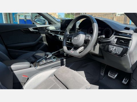 Audi A4 2.0 A4 Black Edition 45 TFSI Quattro Semi-Auto 4WD 5dr 6