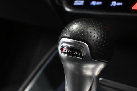 Audi TT 2.0 TT Black Edition 45 TFSI Quattro Semi-Auto 4WD 3dr 43