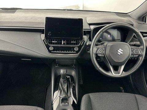 Suzuki Swace MOTION 4