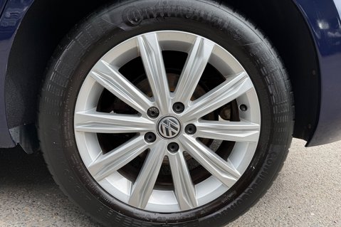 Volkswagen Touran SEL TSI DSG AUTOMATIC - 7 SEATS - ADAPTIVE CRUISE -DEMO +1 OWNER -FVWSH 64