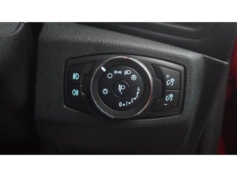 Ford Ecosport 1.5 EcoBlue Titanium SUV 5dr Diesel Manual AWD Euro 6 (s/s) (125 ps) 14
