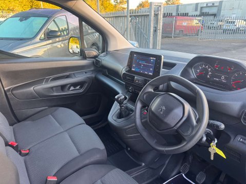 Peugeot Partner 1.5 BlueHDi 950 Professional Premium + Long Panel Van 6dr Diesel Manual LWB 19