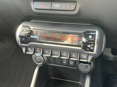 Suzuki Ignis 1.2 Dualjet 12V Hybrid SZ5 5dr CVT 31